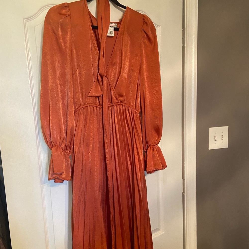 Boutique MIDI Dress, size L.